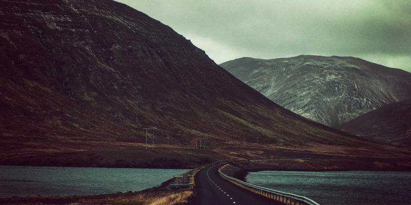 祠堂春秋:从祭祀空间到治理枢纽,解码华夏宗族千年不衰的文化基因